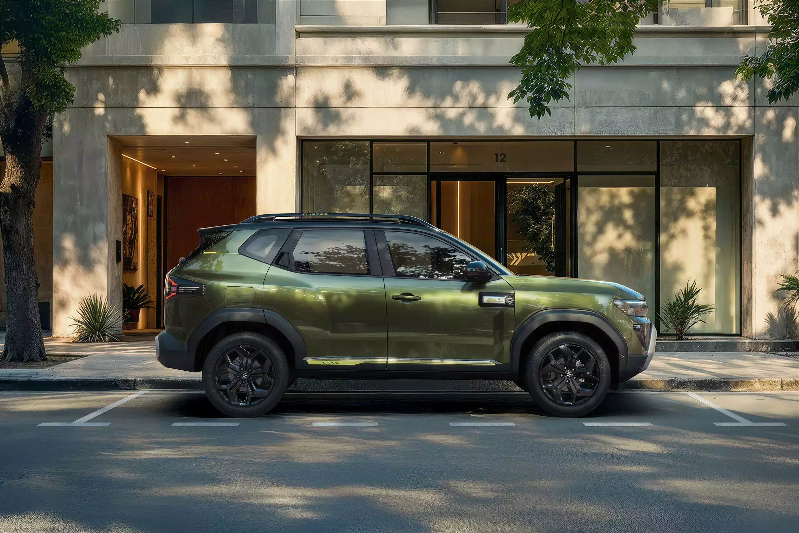 New Renault Duster Side profile