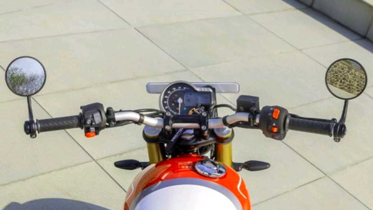 Triumph Speed 400 Centre Console