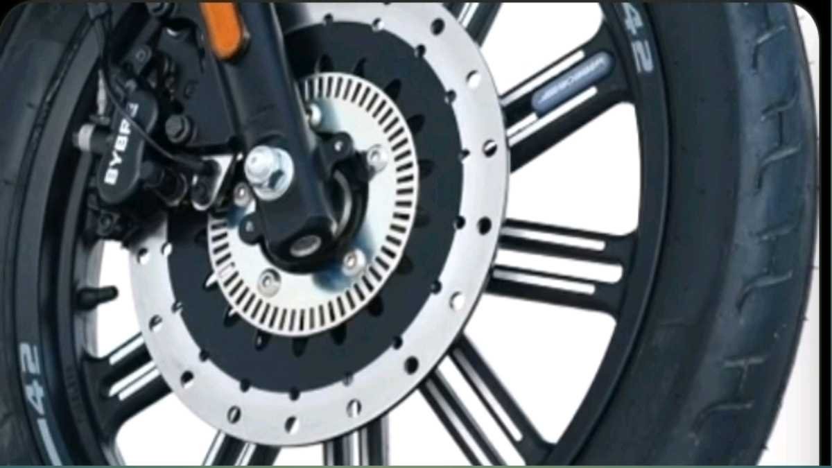Jawa 42 Bobber All Star Disc Break