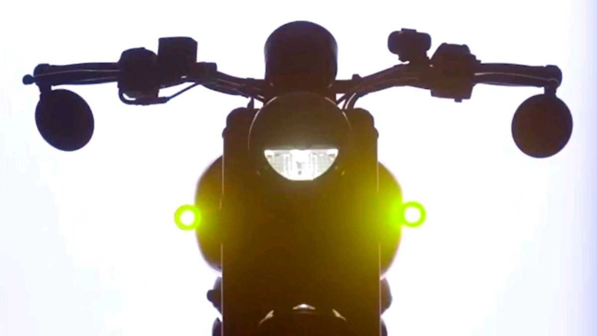 Jawa 42 Bobber All Star Front LED