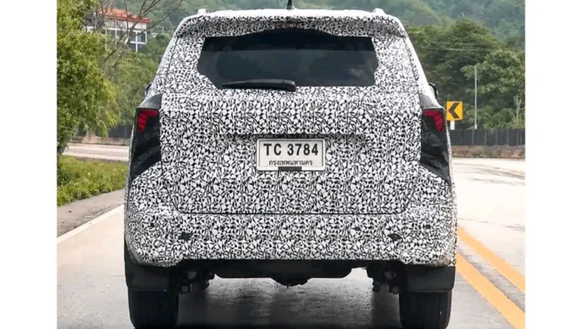 Toyota Fortuner New Render 2027 Rear